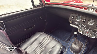 Lot 182 - 1973 MG MIDGET