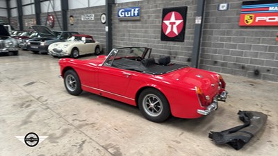 Lot 182 - 1973 MG MIDGET
