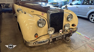 Lot 300 - 1955 ALVIS