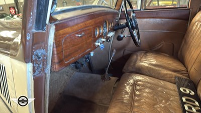 Lot 300 - 1955 ALVIS