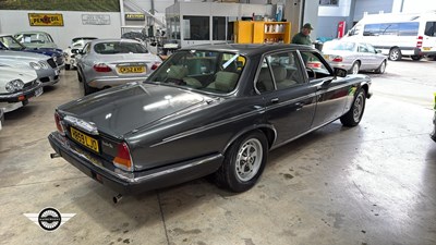 Lot 888 - 1991 DAIMLER DOUBLE SIX AUTO