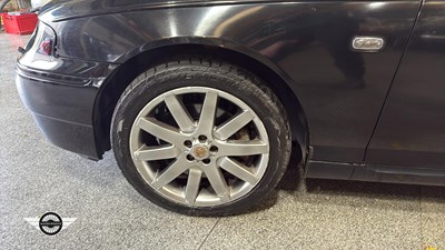 Lot 12 - 2003 MG ZT 260 V8