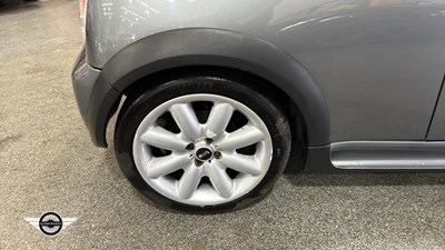 Lot 22 - 2003 MINI COOPER S