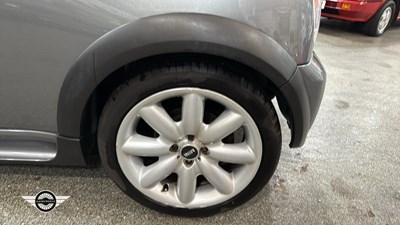 Lot 22 - 2003 MINI COOPER S