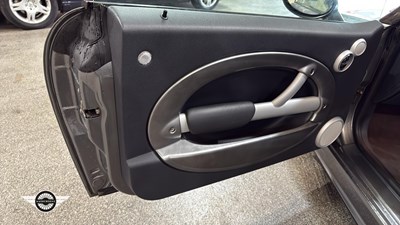 Lot 22 - 2003 MINI COOPER S