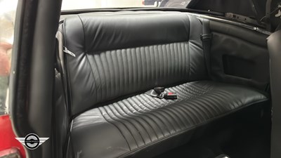 Lot 28 - 1974 TRIUMPH STAG AUTO