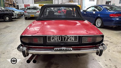 Lot 28 - 1974 TRIUMPH STAG AUTO