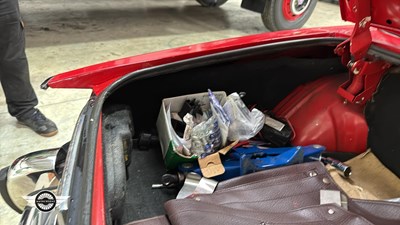 Lot 28 - 1974 TRIUMPH STAG AUTO