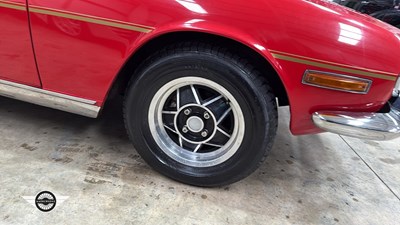 Lot 28 - 1974 TRIUMPH STAG AUTO