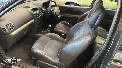 Lot 30 - 2003 RENAULT CLIO 172