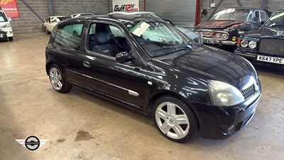 Lot 30 - 2003 RENAULT CLIO 172