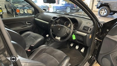 Lot 30 - 2003 RENAULT CLIO 172