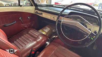 Lot 829 - 1966 VOLVO 132