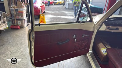 Lot 829 - 1966 VOLVO 132