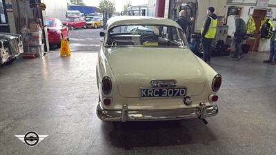 Lot 829 - 1966 VOLVO 132