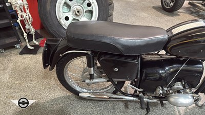 Lot 32 - 1958 VELOCETTE