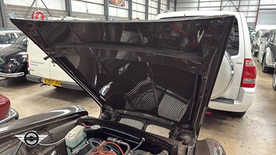 Lot 44 - 1970 DAIMLER SOVEREIGN