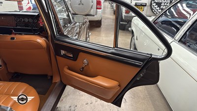 Lot 44 - 1970 DAIMLER SOVEREIGN