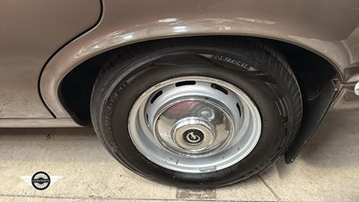 Lot 44 - 1970 DAIMLER SOVEREIGN