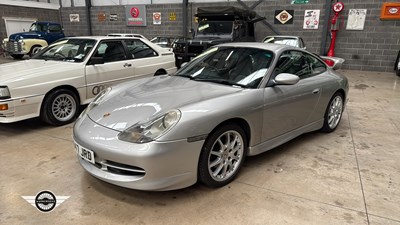 Lot 38 - 2001 PORSCHE 911 CARRERA 4 TIPTRONIC S