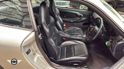 Lot 38 - 2001 PORSCHE 911 CARRERA 4 TIPTRONIC S