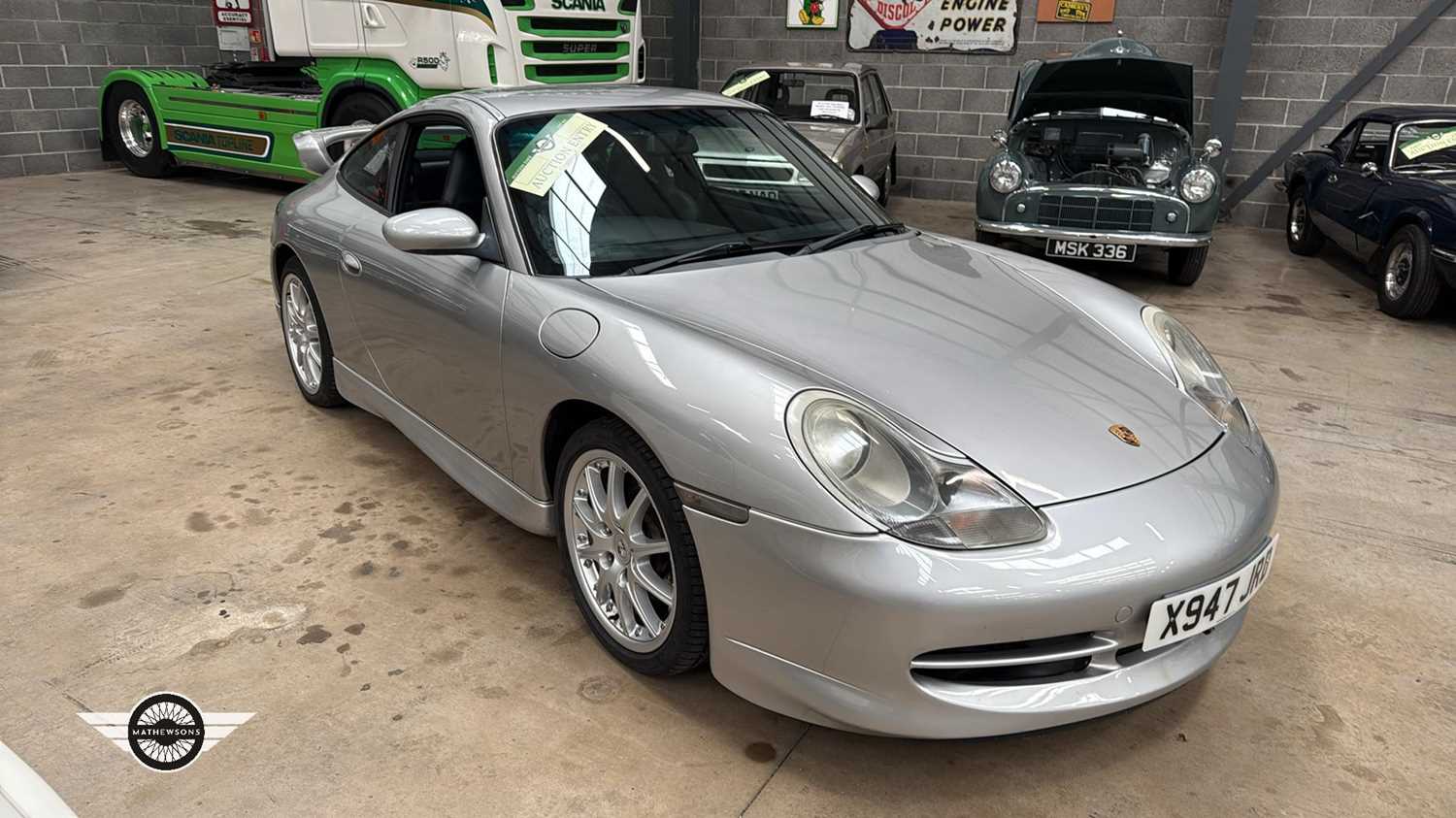 Lot 38 - 2001 PORSCHE 911 CARRERA 4 TIPTRONIC S