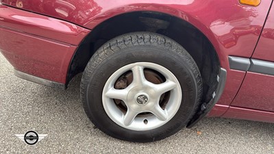 Lot 40 - 1996 VOLKSWAGEN GOLF DIESEL