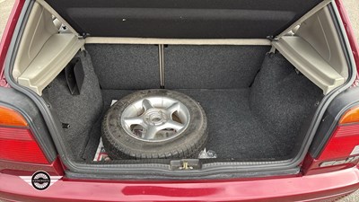 Lot 40 - 1996 VOLKSWAGEN GOLF DIESEL