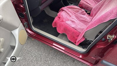 Lot 40 - 1996 VOLKSWAGEN GOLF DIESEL