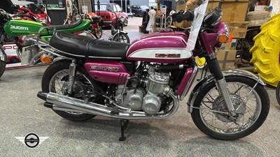 Lot 54 - 1972 SUZUKI GT750J