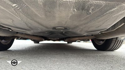 Lot 180 - 1998 LEXUS LS400 AUTO