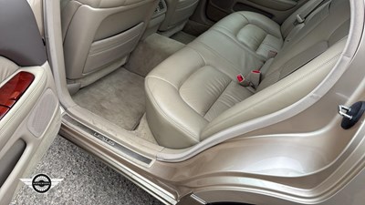 Lot 180 - 1998 LEXUS LS400 AUTO