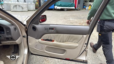 Lot 180 - 1998 LEXUS LS400 AUTO