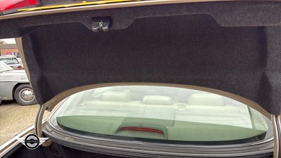 Lot 180 - 1998 LEXUS LS400 AUTO