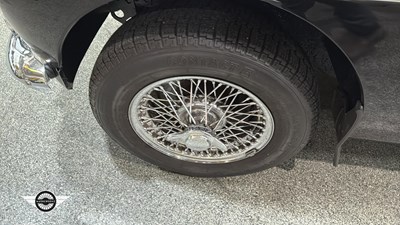 Lot 186 - 1979 MG B GT