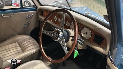 Lot 70 - 2002 BEAUFORD