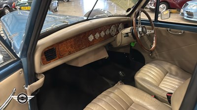 Lot 70 - 2002 BEAUFORD