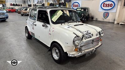 Lot 72 - 1971 AUSTIN MINI RACE CAR