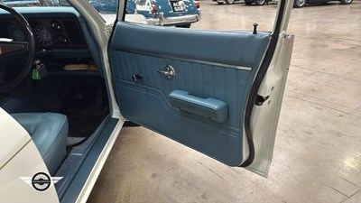 Lot 90 - 1973 VAUXHALL VICTOR