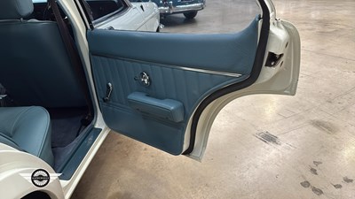 Lot 90 - 1973 VAUXHALL VICTOR