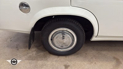 Lot 90 - 1973 VAUXHALL VICTOR