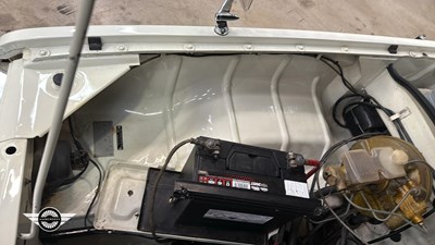 Lot 90 - 1973 VAUXHALL VICTOR