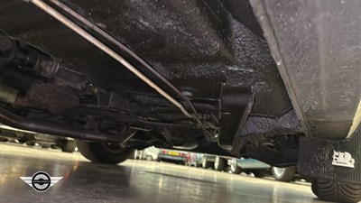 Lot 90 - 1973 VAUXHALL VICTOR