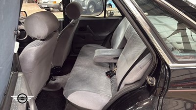 Lot 104 - 1988 FORD ESCORT GHIA