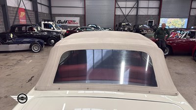 Lot 438 - 1975 ROLLS ROYCE