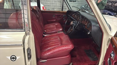 Lot 438 - 1975 ROLLS ROYCE