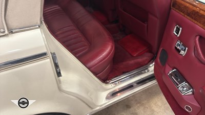 Lot 438 - 1975 ROLLS ROYCE