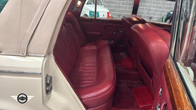 Lot 438 - 1975 ROLLS ROYCE