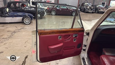 Lot 438 - 1975 ROLLS ROYCE