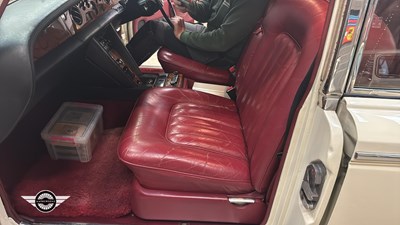 Lot 438 - 1975 ROLLS ROYCE